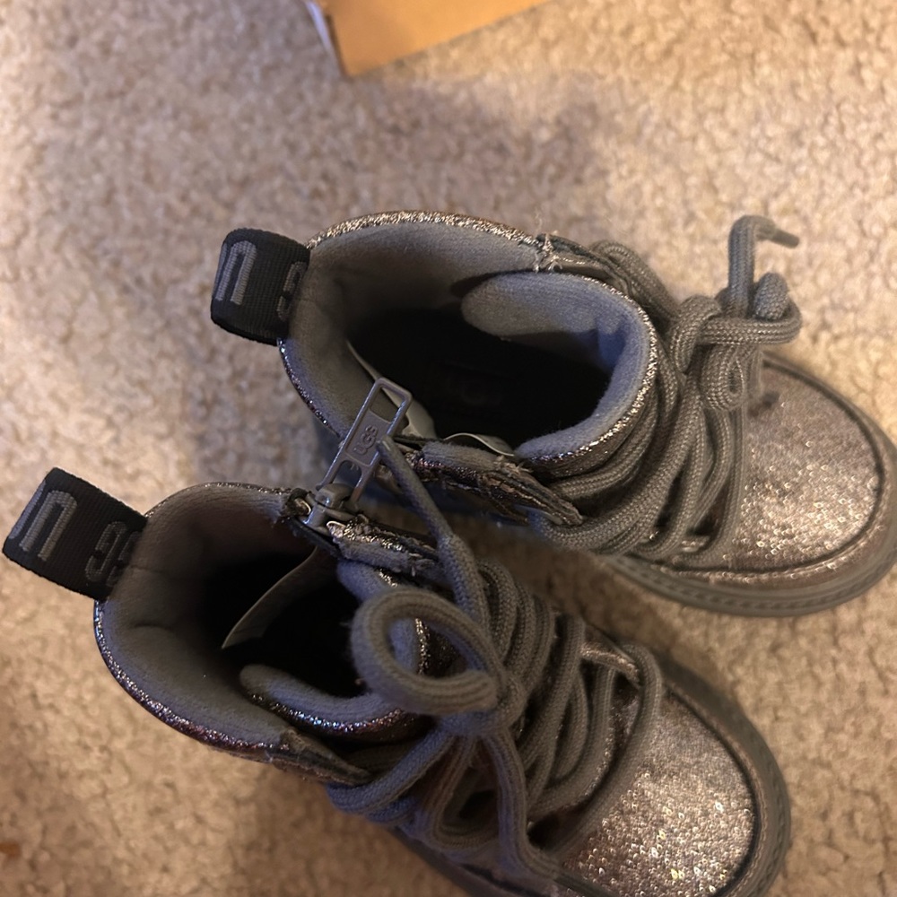 🤍🖤🩶Glitter UGG Combat Boot🩶🖤🤍 - Picture 6 of 12
